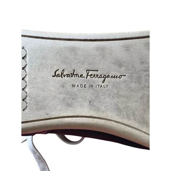 Salvatore Ferragamo Women’s Sneakers Navy Leather Gum Sole Dust Bag Italy 7.5 - Picture 15 of 16